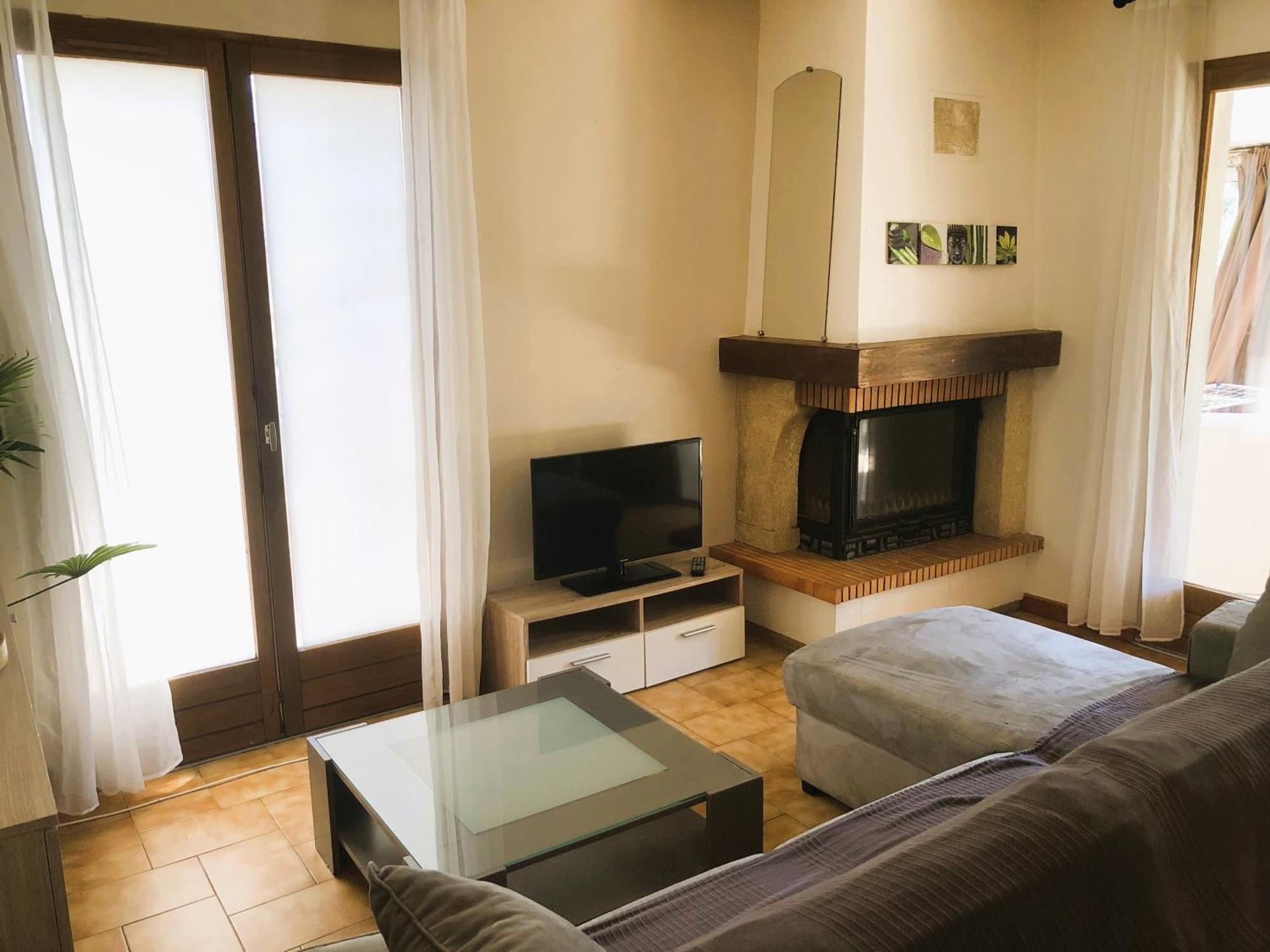 Hotel Les Persedes Lavilledieu  Zewnętrze zdjęcie
