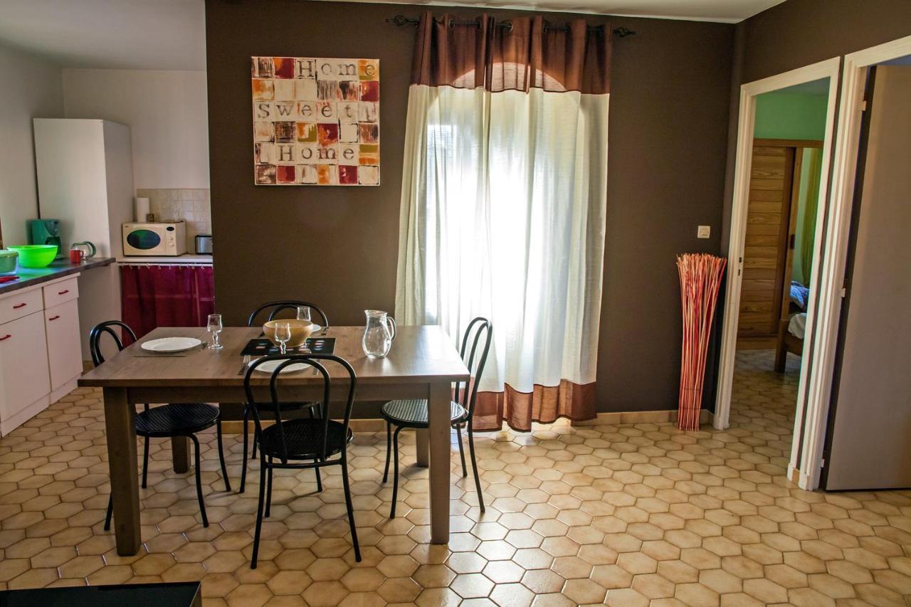 Hotel Les Persedes Lavilledieu  Zewnętrze zdjęcie