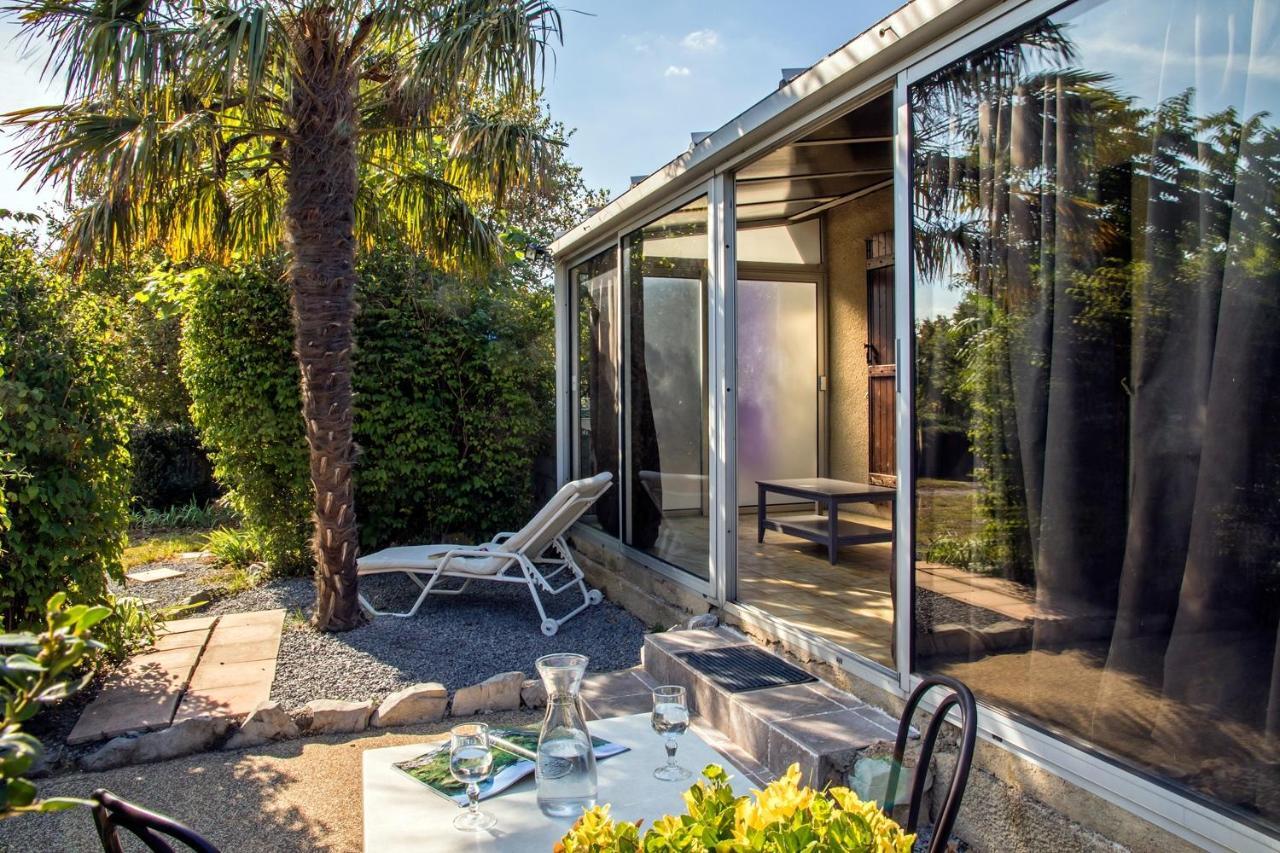Hotel Les Persedes Lavilledieu  Zewnętrze zdjęcie