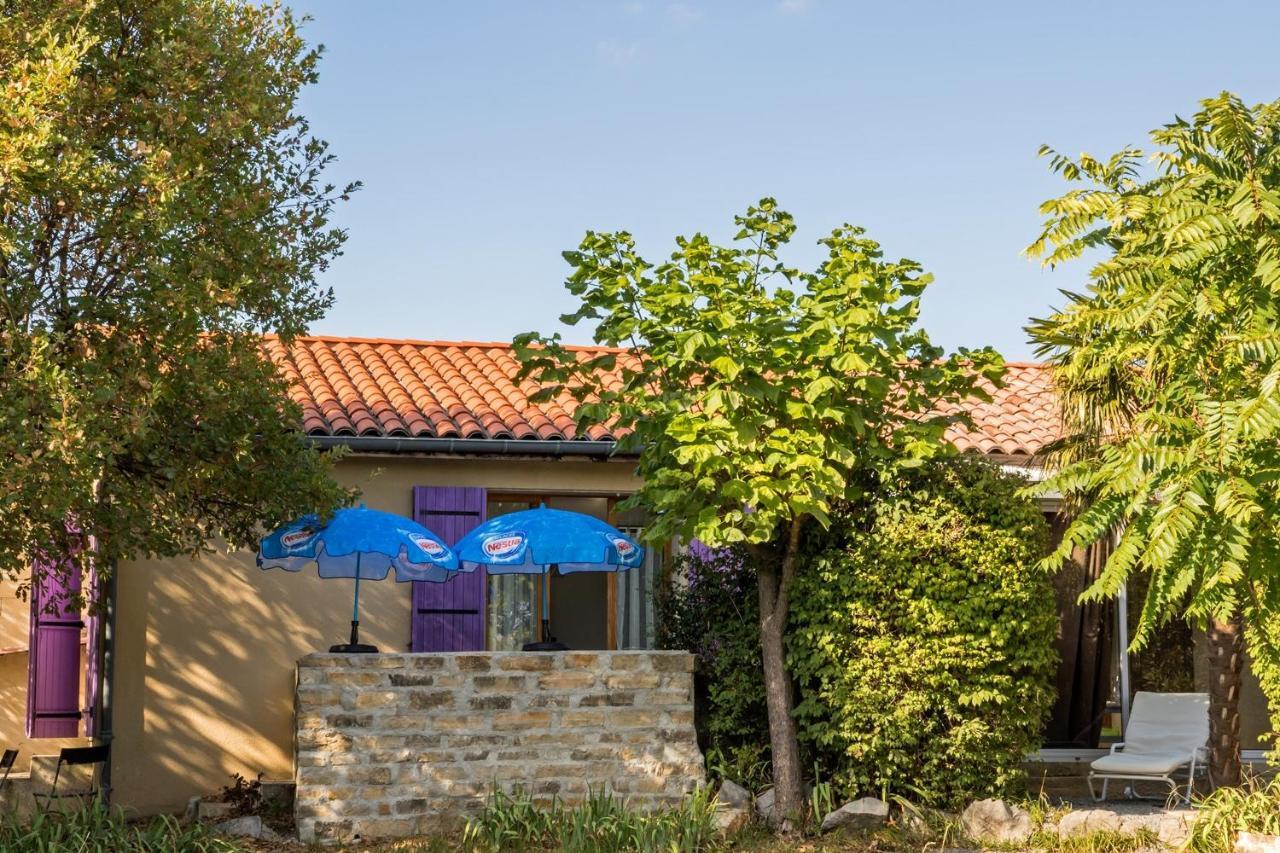 Hotel Les Persedes Lavilledieu  Zewnętrze zdjęcie