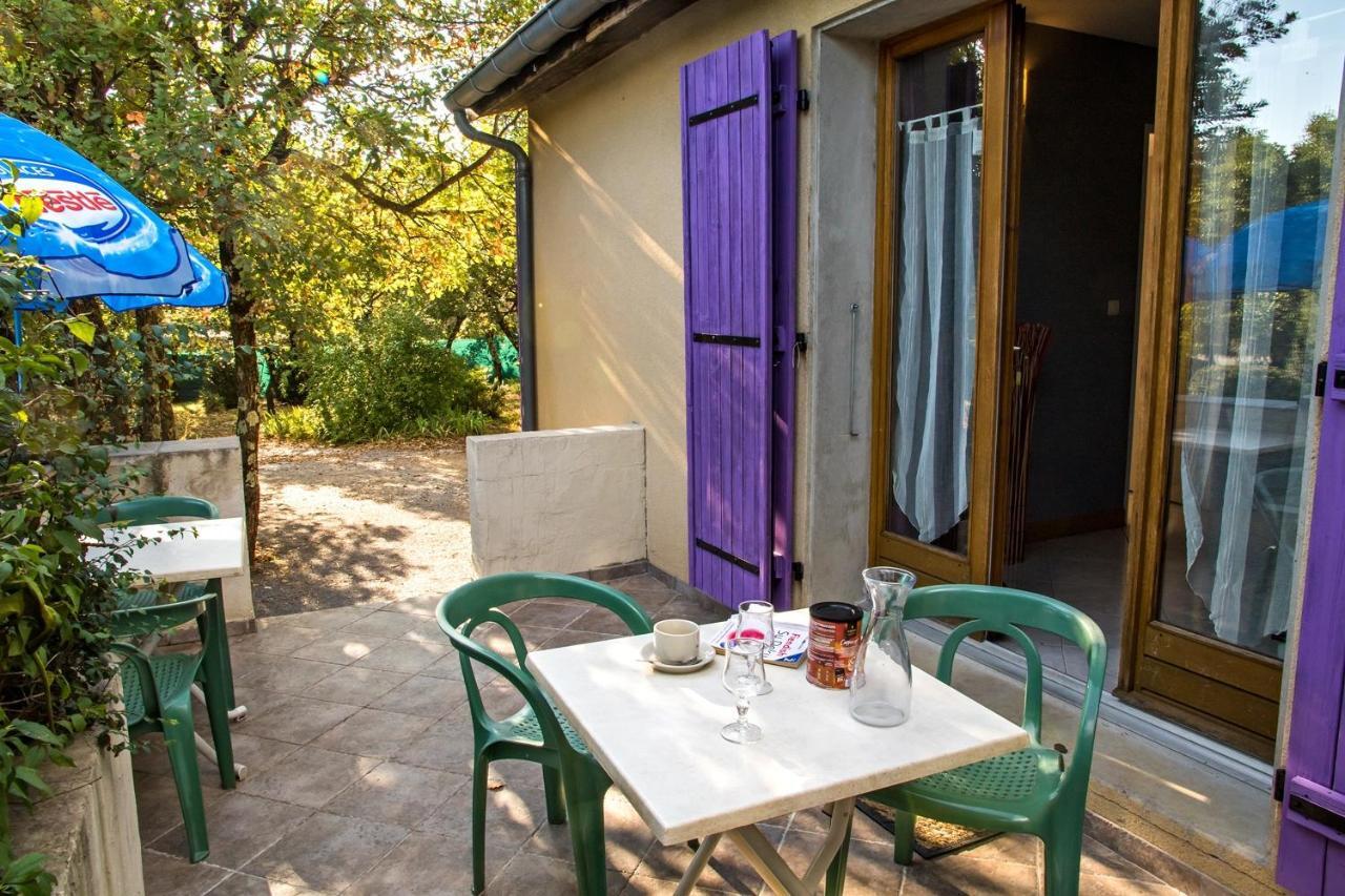 Hotel Les Persedes Lavilledieu  Zewnętrze zdjęcie